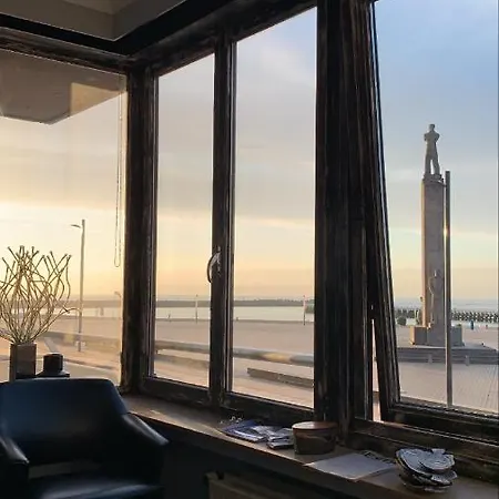 Apartment De Zeeheld *